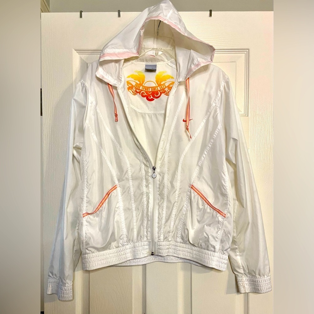 Nike White Running Jacket sz L (10/14)